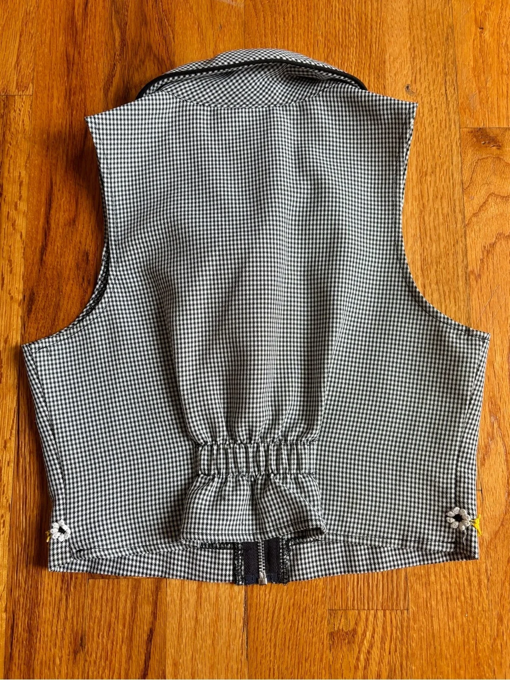 VTG Y2K You Babes Girls Top Size 6X Sleeveless Full Zip Check Sunflower Black
